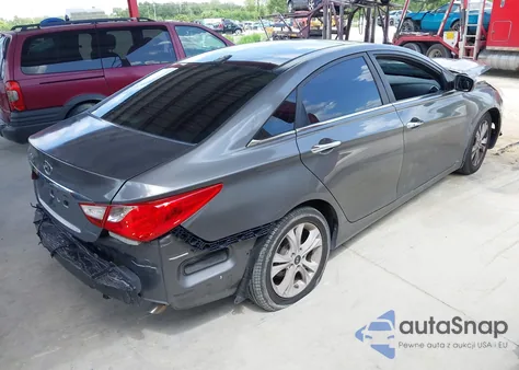 2013 Hyundai Sonata Limited z USA, uszkodzony, nr VIN 5NPEC4AC1DH630292